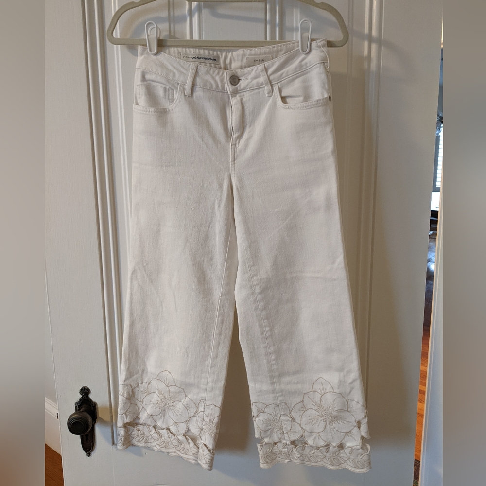 Anthropologie Pilcro and the Letterpress White jeans